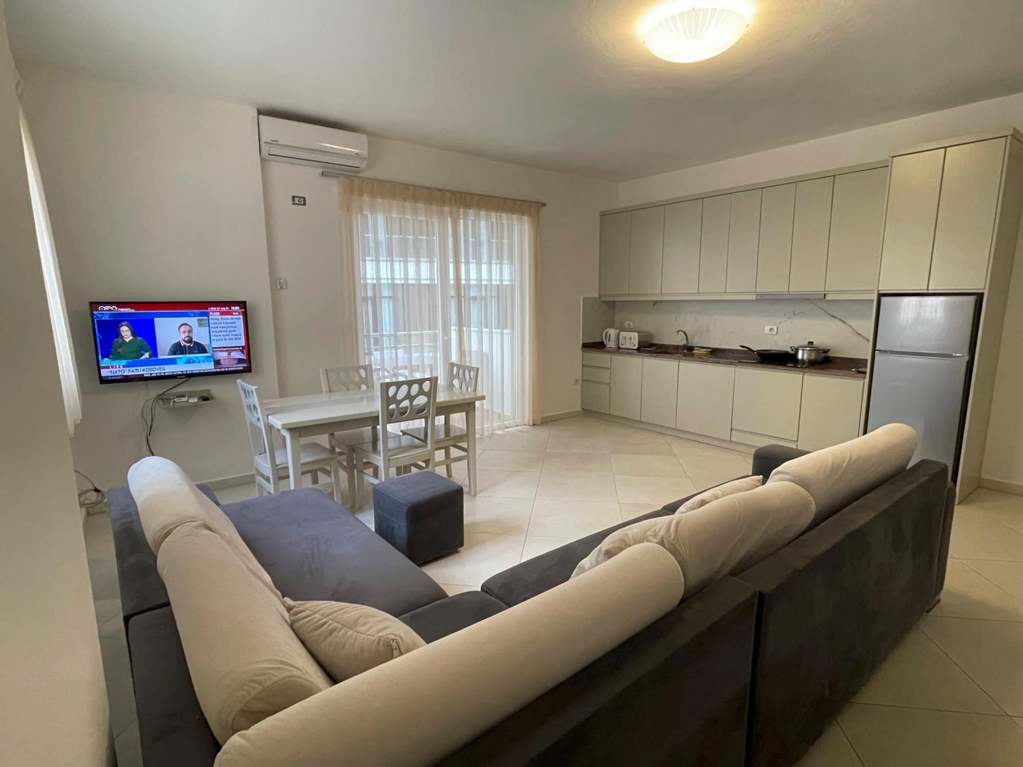 Victoria's Flat 4 Apartment Shengjin